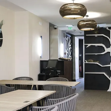 The Leaf Boutique - Adults Only Hotel 3*