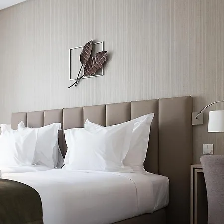 The Leaf Boutique Hotel 4*