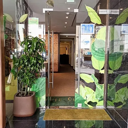 Hotel The Leaf Boutique
