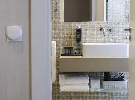 Hotel Omid Boutique 3*