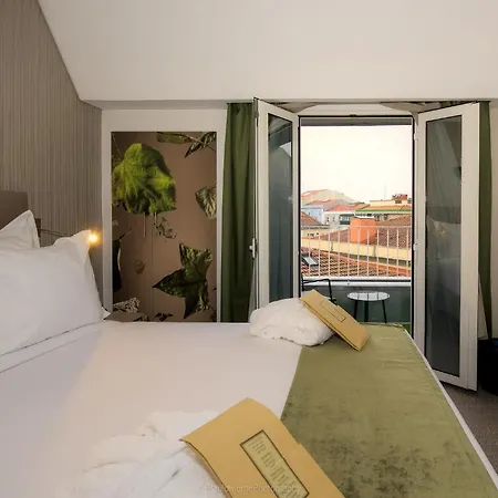 The Leaf Boutique By Omid (adults Only) 3*