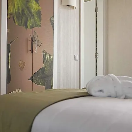 Hotel Omid Boutique 3*