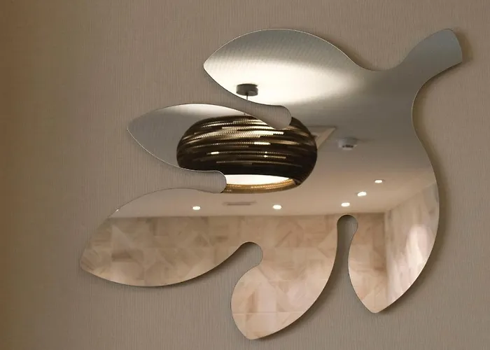 The Leaf Boutique - Adults Only Hotel