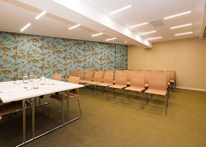 The Leaf Boutique - Adults Only Hotel 3*