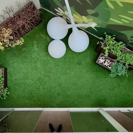 מלון The Leaf Boutique - Adults Only 3*