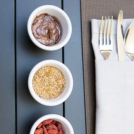 מלון The Leaf Boutique - Adults Only 3*